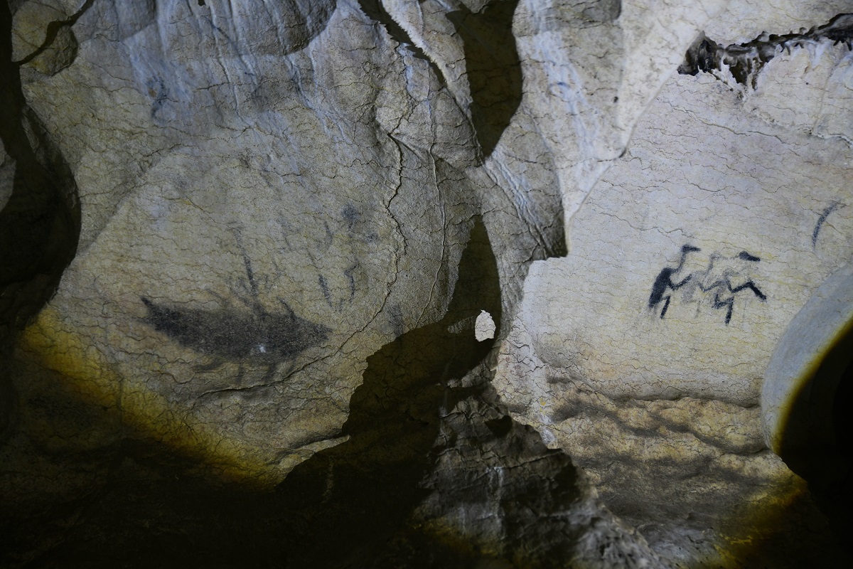 Abinader anuncia medidas para preservar Cuevas del Pomier y promoverlas como centro prehistórico del Caribe