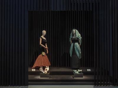 Balenciaga llega a Italia en su 130 aniversario