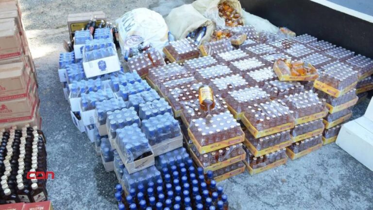 Cesfront entrega a Ceccom cigarrillos y otras sustancias que intentaron entrar al país de manera ilegal