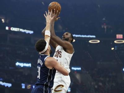 Cleveland Cavaliers logran 26 triples en victoria sobre Mavericks