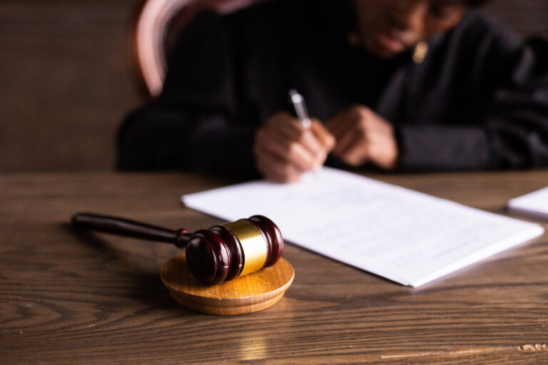 Comienza en España juicio a dominicanos por dos intentos de asesinato
