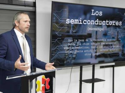 ¿Cuáles oportunidades tiene RD en manufactura de semiconductores?