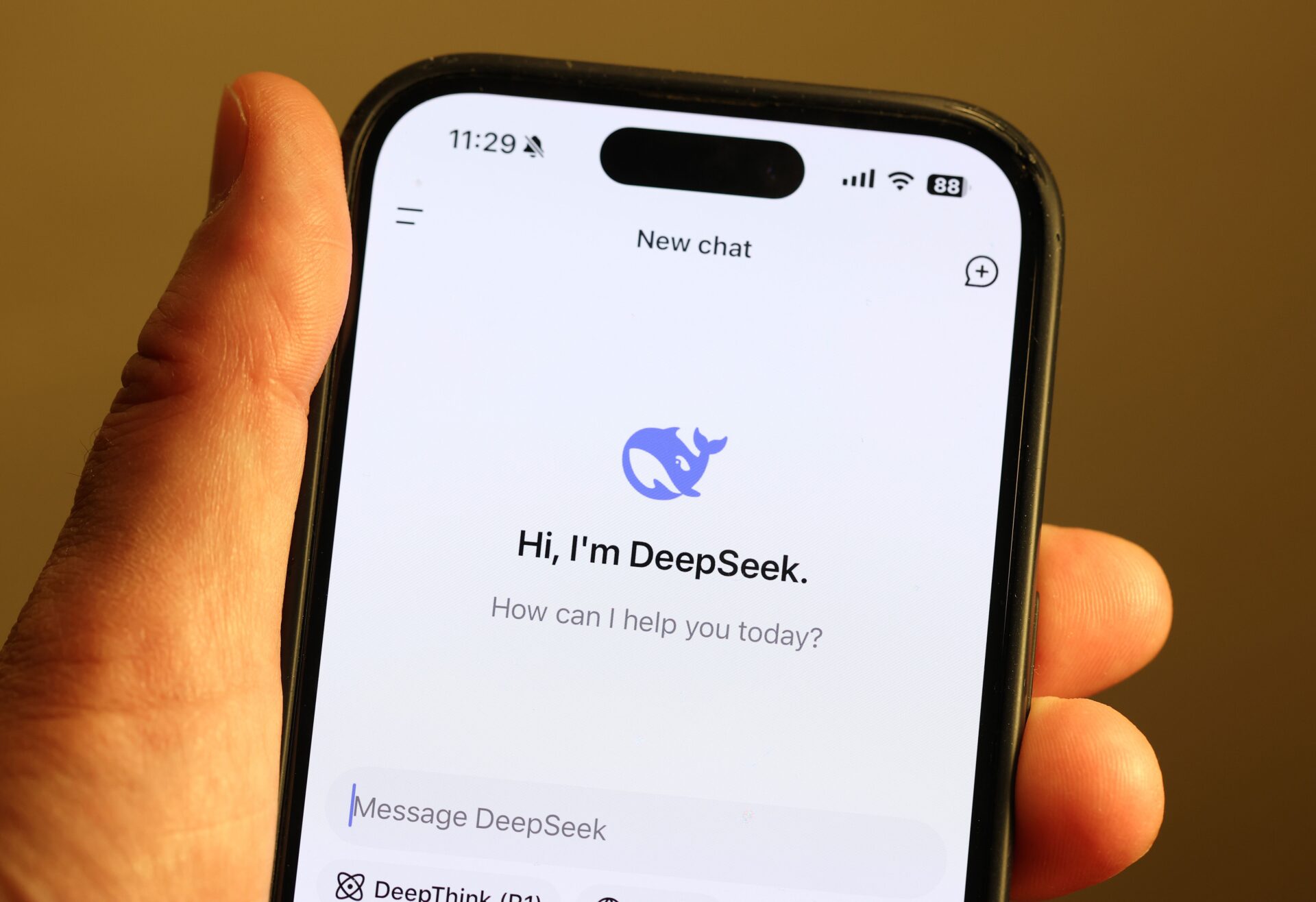 DeepSeek adelantará el lanzamiento de R2, el modelo de IA que desafía a Occidente