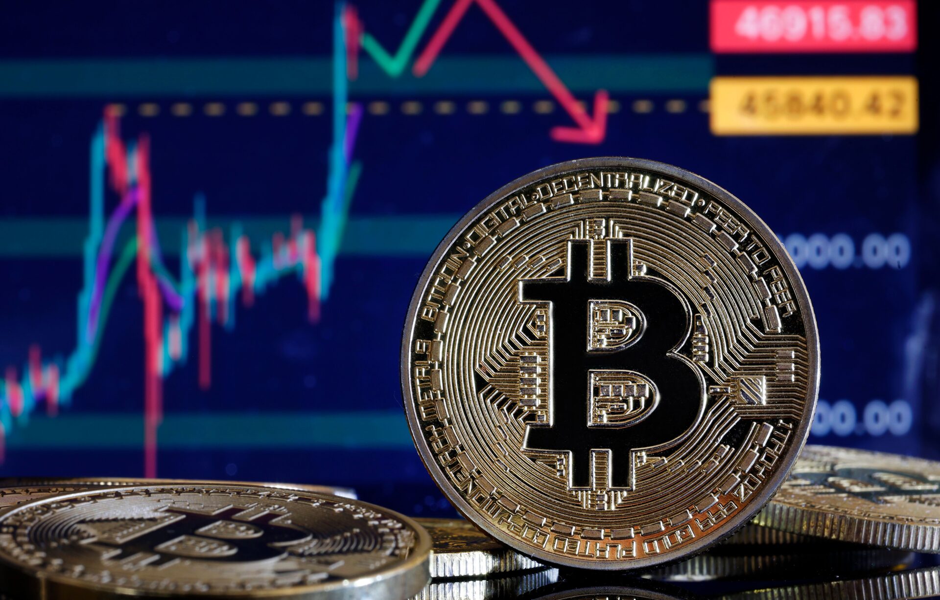 El Bitcoin cae el 20%, analistas apuntan al 