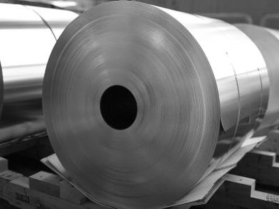 Europa y Canadá darán al 25% de los aranceles de aluminio