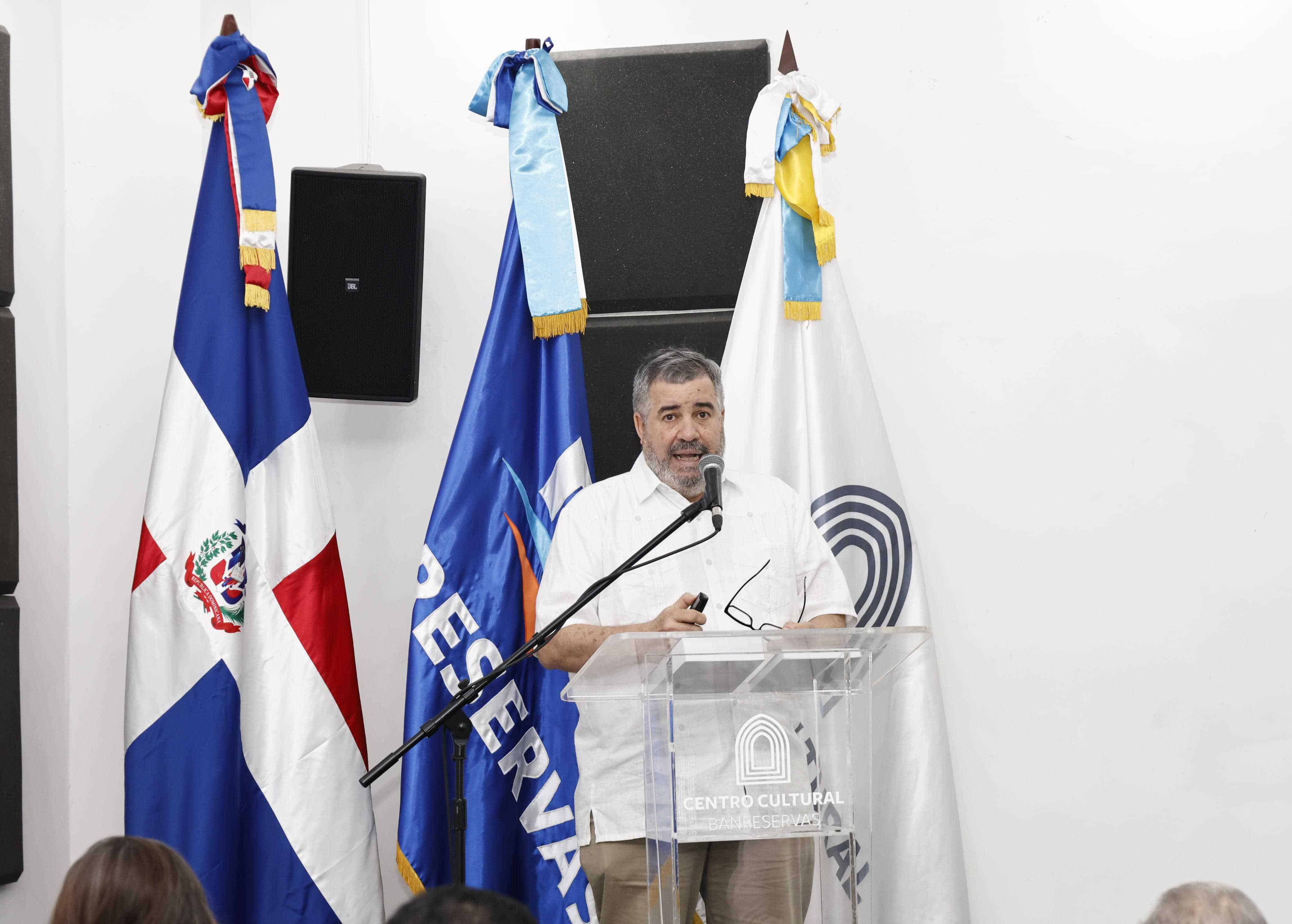 Pablo Mella, director de la Editorial Universitaria Bonó.