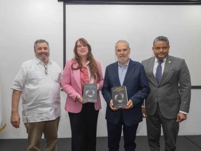 Exponen reedición de Economía Política Dominicana de José Luis Alemán