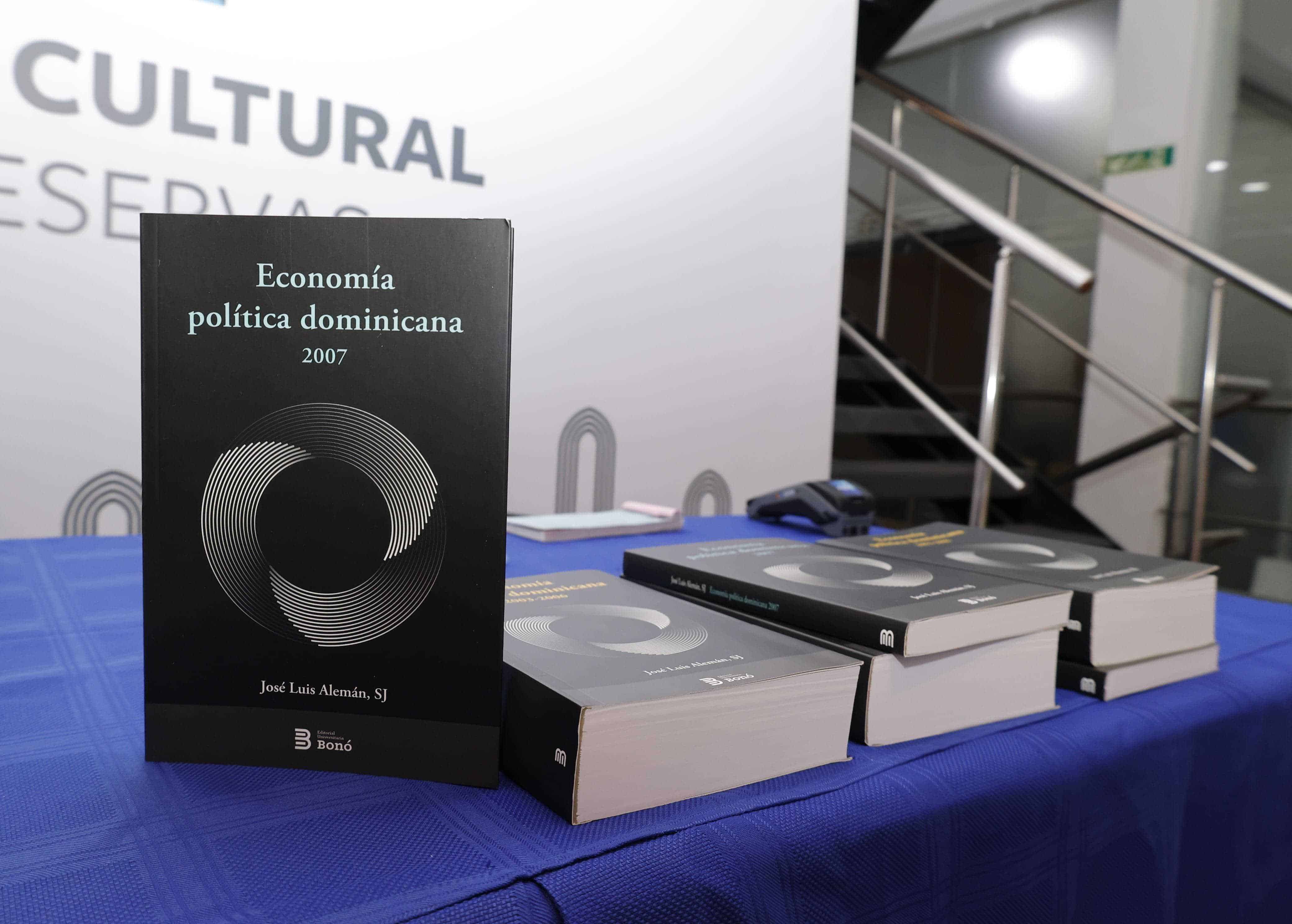 Economía Política Dominicana 2007 de  José Luis Alemán.