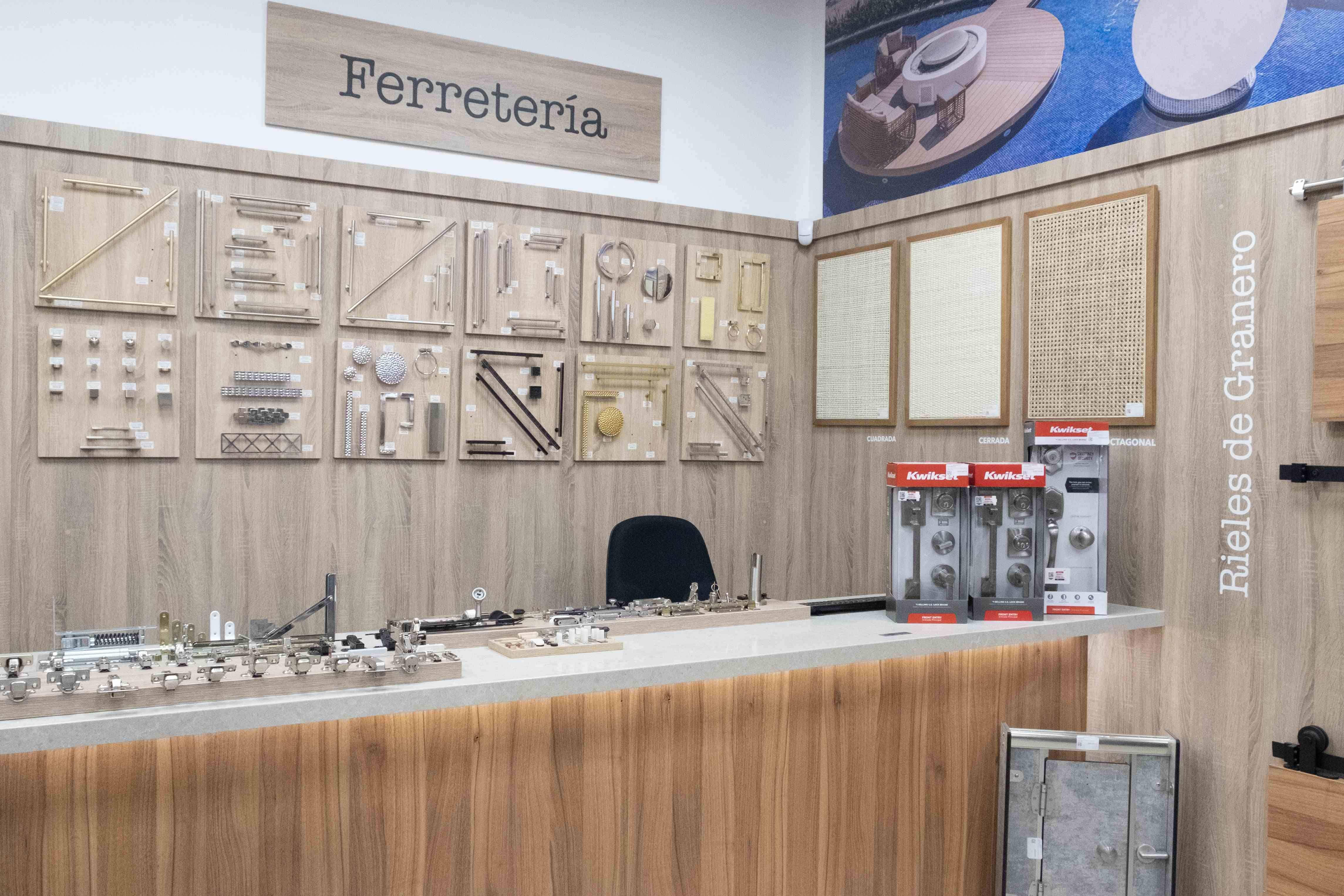 Area de ferretería.