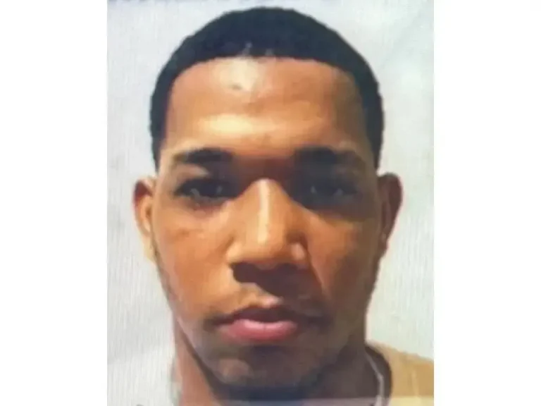 Dominicano ilegal en EE. UU. es sentenciado por vender drogas en proyecto de viviendas de Portsmouth