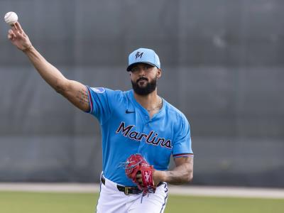 MLB: Sandy Alcántara regresa; Caminero la saca; Del Pozo salva