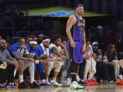 NBA: Doncic logra triple-doble ante su equipo anterior
