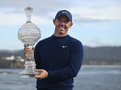 Rory McIlroy domina en Pebble Beach y gana con amplia ventaja