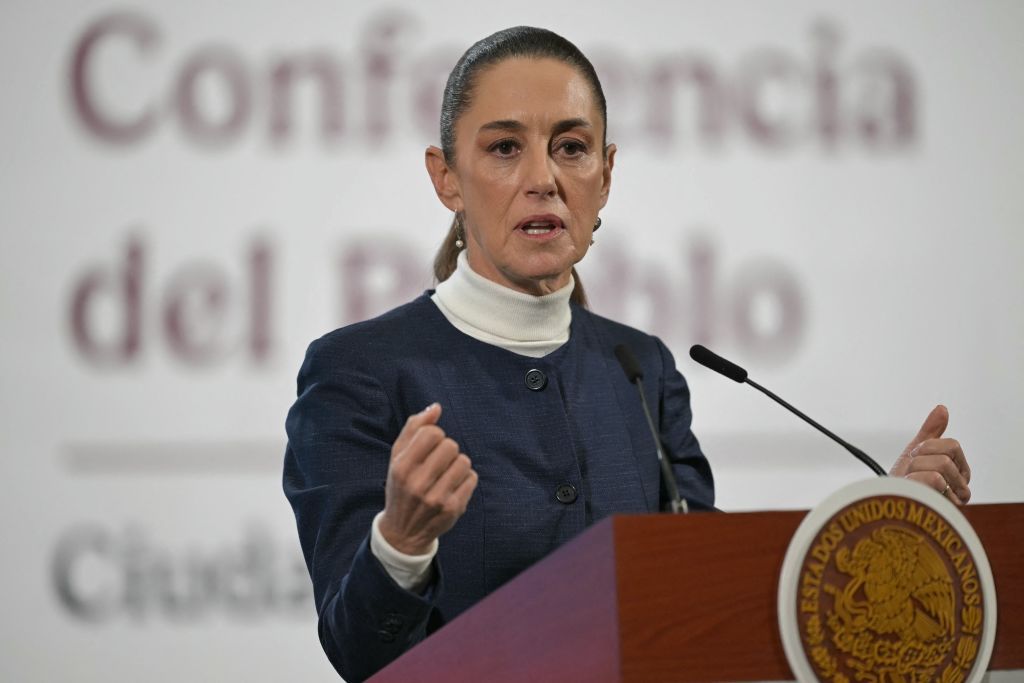 Sheinbaum critica a Milei tras escándalo con la criptomoneda $Libra: “Hay un conflicto de interés evidente”