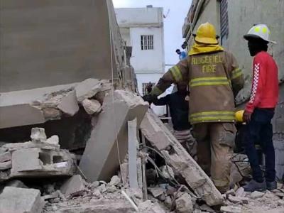 Varias personas atrapadas tras derrumbe en La Romana