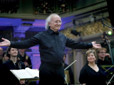 András Schiff cancela conciertos en protesta contra Donald Trump