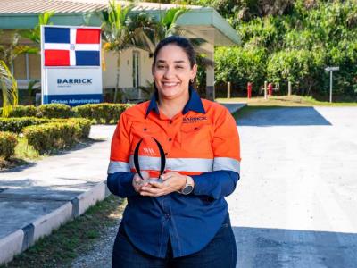 Barrick Pueblo Viejo: reconocen a ingeniera Yelisa Cuevas