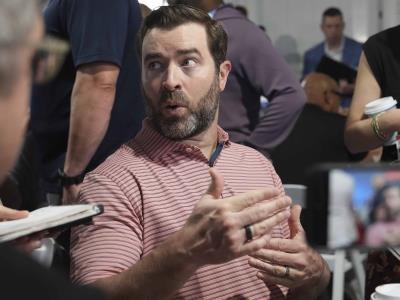 Brian Callahan dice que los QB's franquicia son 'invaluables'