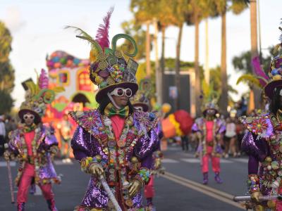 Comparsas imponen su creatividad en Carnaval del Distrito Nacional