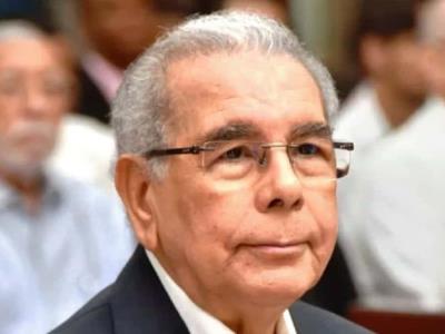 Danilo Medina critica el manejo del gobierno en el sector eléctrico