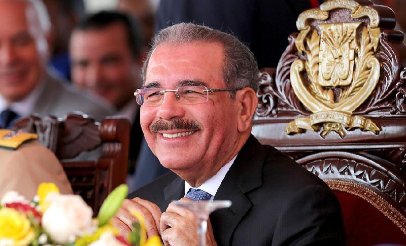 Danilo Medina denuncia más de 70 casos de corrupción en actual administración; dice es inconstitucional impuestos por decretos