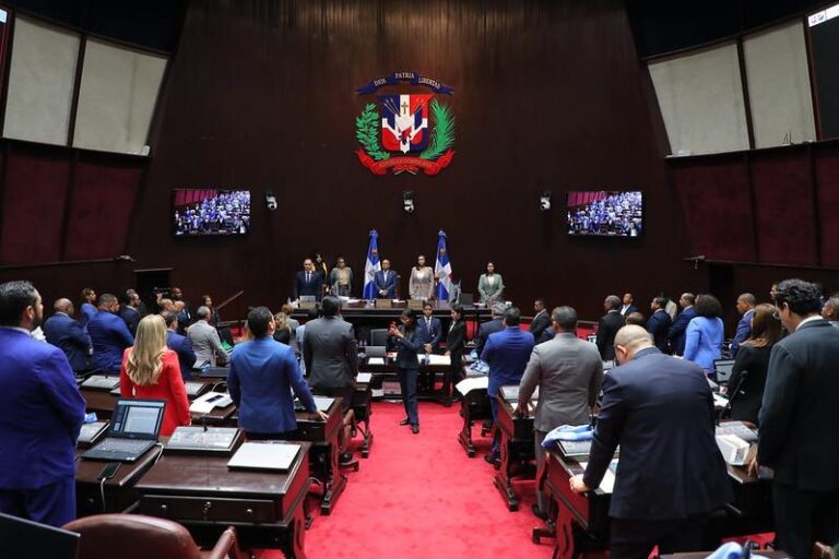 Diputados oposición abandonan hemiciclo al rechazar preselección para la Cámara de Cuentas
