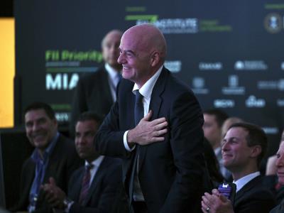 Donald Trump se reúne con Infantino y crea grupo de trabajo