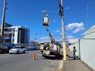 Edeeste mejora del alumbrado público del Gran Santo Domingo