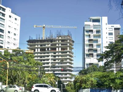 El crecimiento de Santiago: grandes y modernas edificaciones