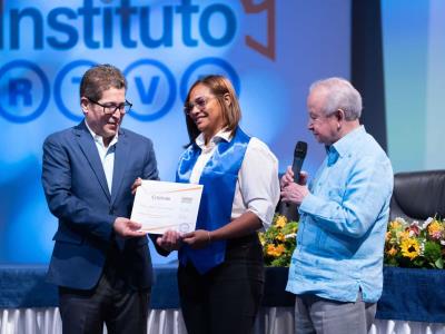 El Instituto RTVD gradúa a sus primeros 155 técnicos de televisión