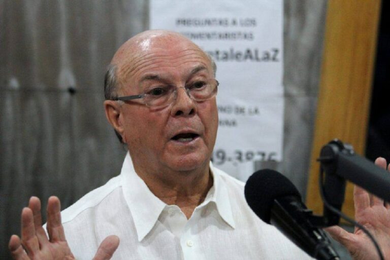 Hipólito Mejía critica manejo de la peste porcina: ha sido una irresponsabilidad de los productores