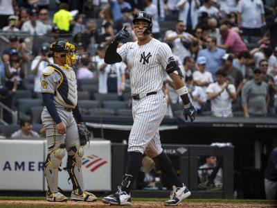 Judge conecta 3 de los 9 jonrones de los Yankees en triunfo 20-9