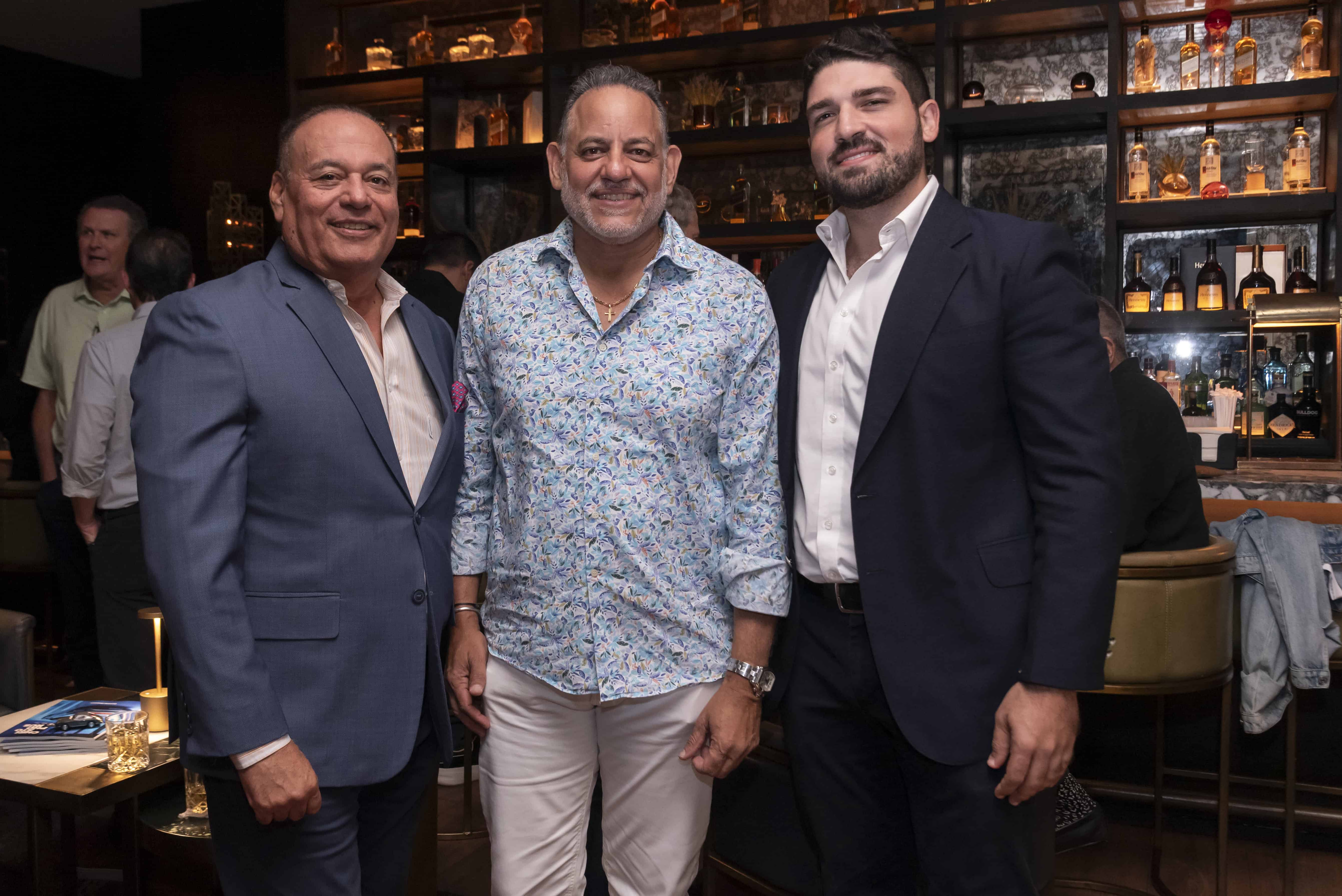 Miguel Arias, Jaime González y José Defilló.