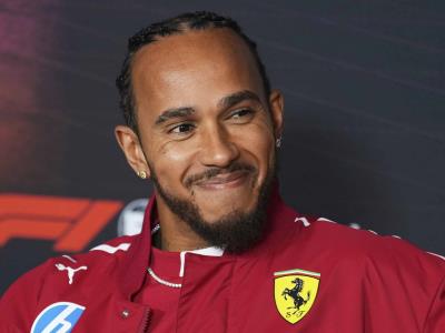 Lewis Hamilton listo para competir con Ferrari