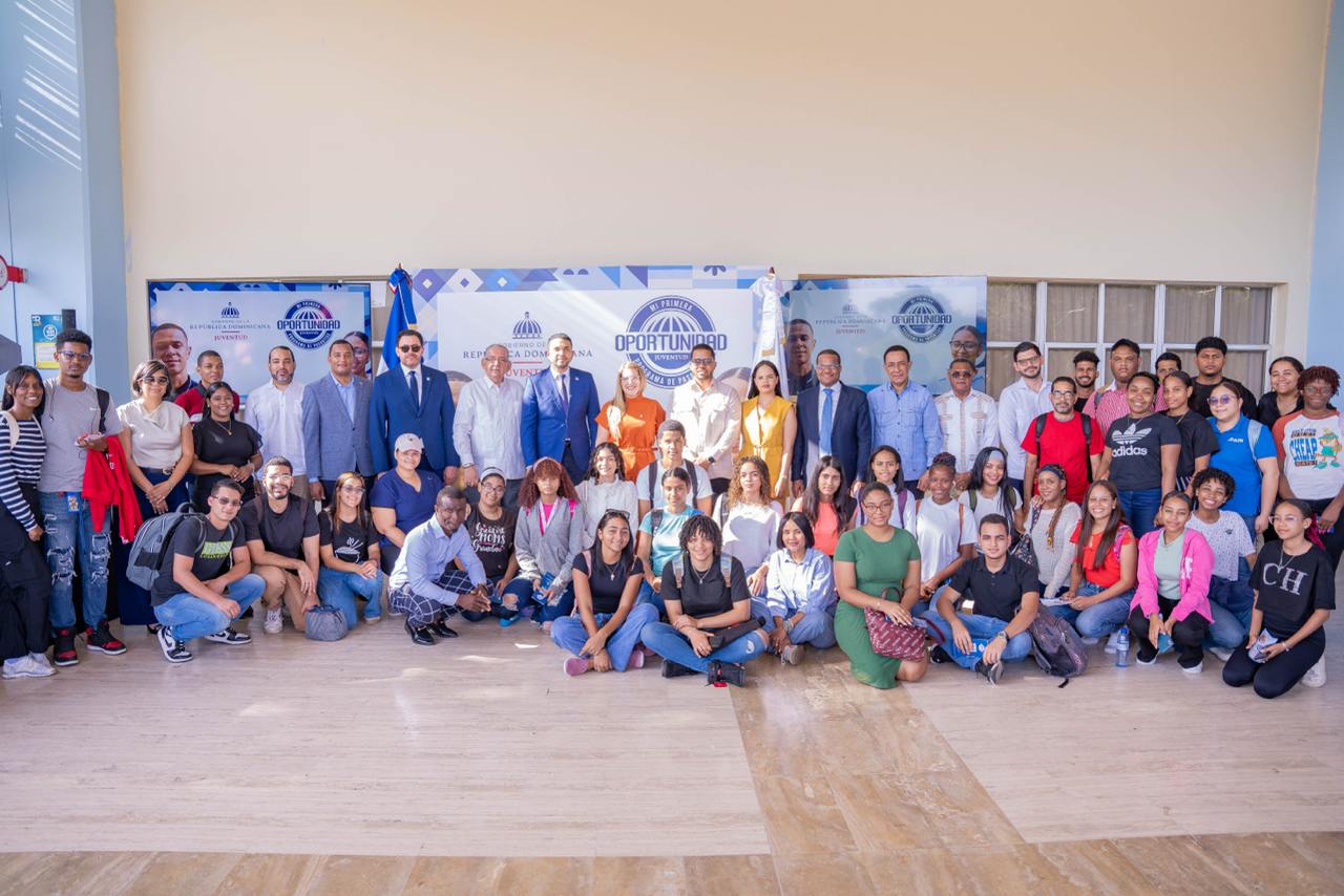 Ministerio Juventud lanza el programa “Mi primera oportunidad”