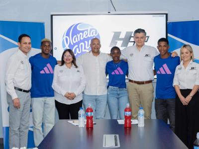 Planeta Azul firma acuerdo de cooperación con Academia Félix Sánchez