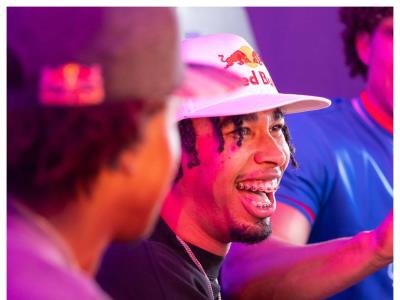 RD Javi, primer streamer dominicano firmado por Red Bull