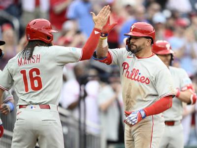 Schwarber, Stott y Marsh dan HR's para Filis; ganan a Nacionales