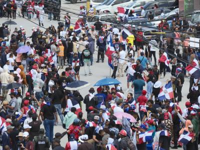Senador advierte que marcha en el Hoyo de Friusa fue imprudente