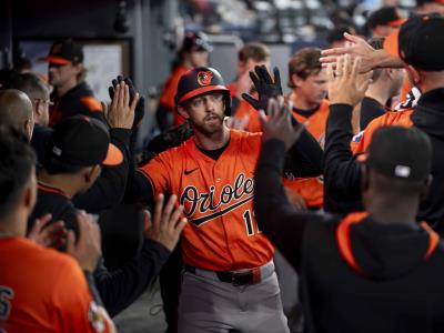 Westburg conecta 2 HRs solitarios y Orioles vencen 9-5 a Azulejos