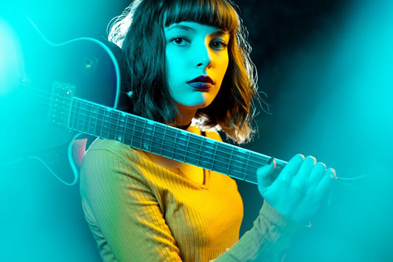 Amplify-HER: YouTube Impulsa a las Artistas Femeninas Emergentes en México