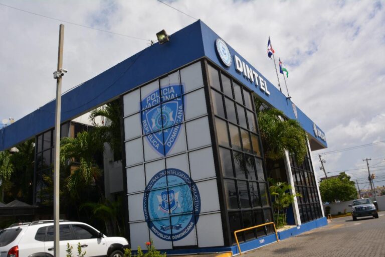 Apresan nacional haitiano acusado de amenazar de muerte a una mujer y su familia en San Cristóbal