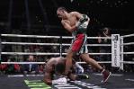 Benavidez vence a Andrade tras 6 rounds y pide pelea contra Canelo, campeón supermediano