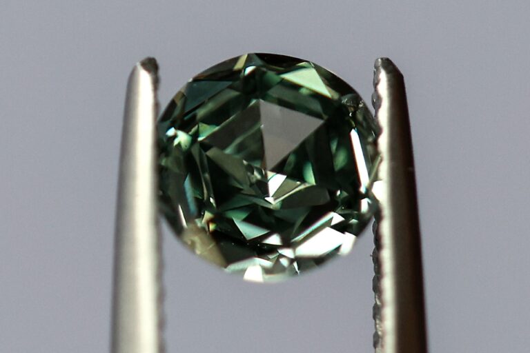 Cómo los diamantes cultivados en laboratorio están redefiniendo el lujo sostenible