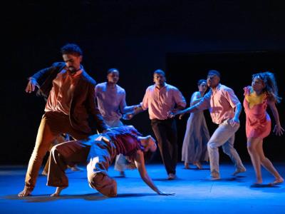 Danza contemporánea en Sala Máximo Avilés Blonda