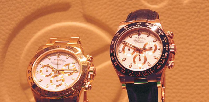 Desde relojes Rolex hasta consumos con tarjetas de crédito: los robos atribuidos a los colombianos