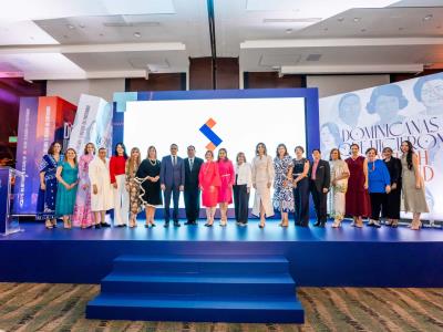“Dominicanas que hicieron el Switch en la Salud” reconoce mujeres