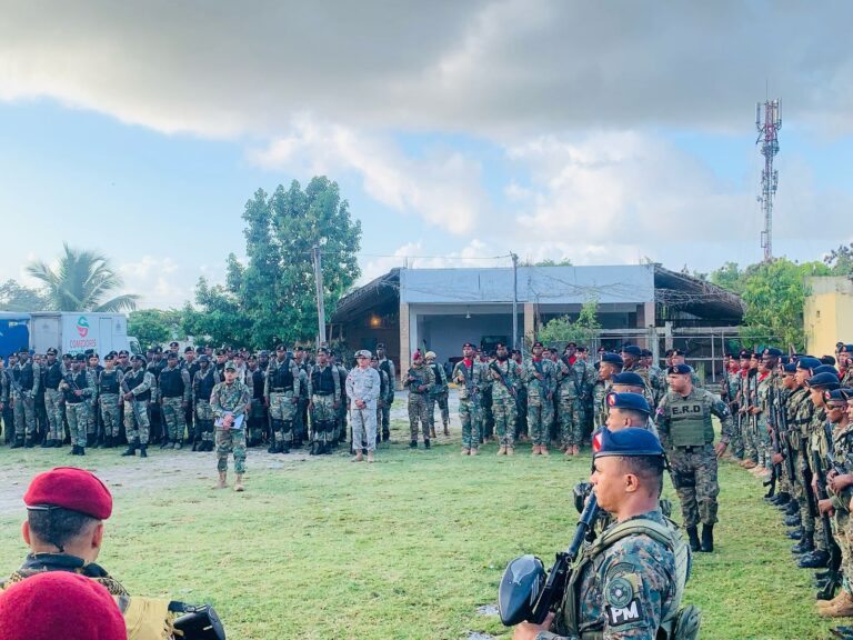 El gobierno establece unidad militar para control migratorio en Friusa y Mata Mosquito.