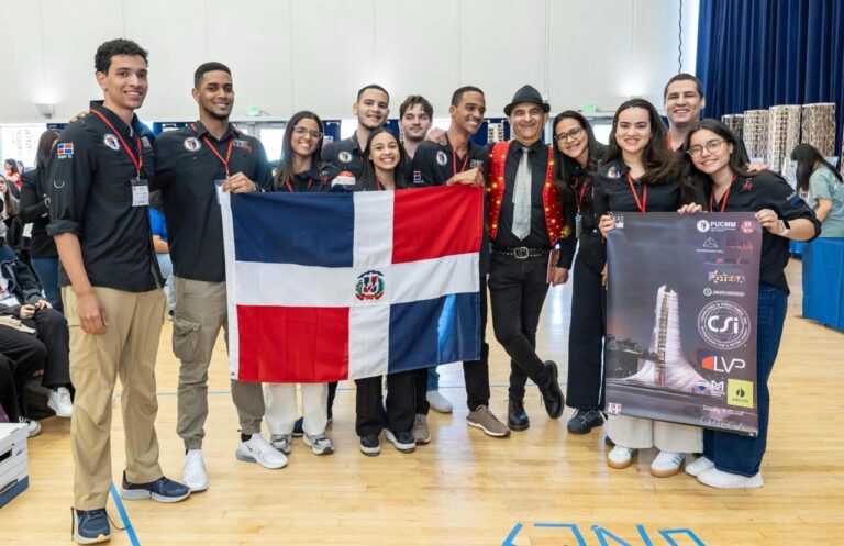 Estudiantes de PUCMM logran quinto lugar en competencia global de diseño sísmico