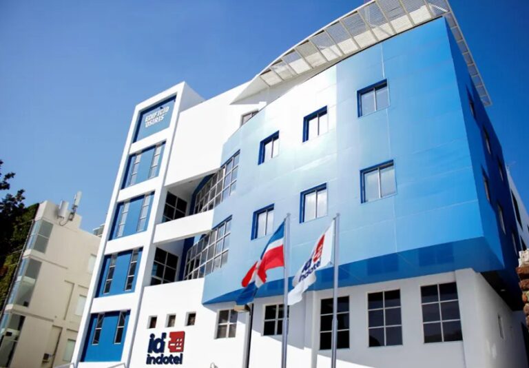 Indotel conecta hospitales rurales del sur y reduce brecha digital